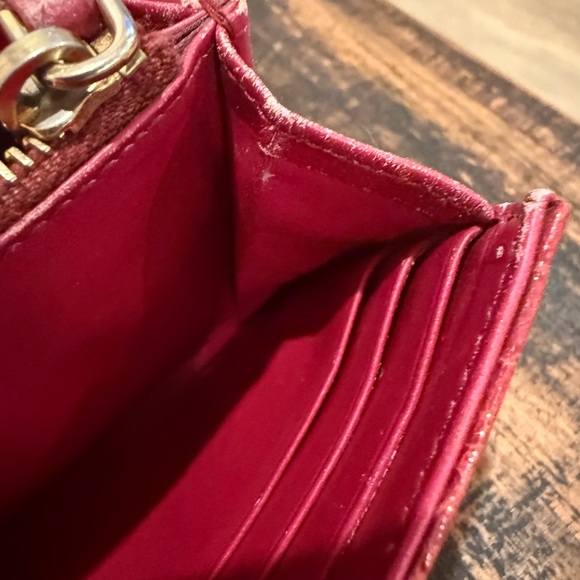 Miu Miu Red Croc-Embossed Clutch with Gold Chain W/COA - Picture 13 of 16